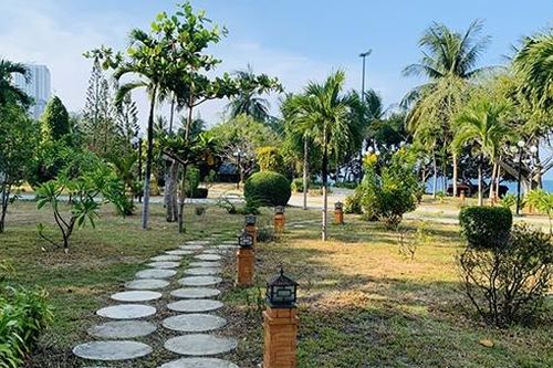Nha Trang: Chấn chỉnh, lập lại trật tự mỹ quan trên tuyến công viên bờ biển