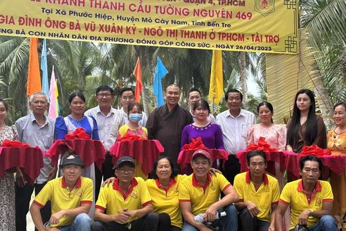 Hội Từ thiện chùa Tường Nguyên (TP.HCM) khánh thành 3 cây cầu bê-tông nông thôn