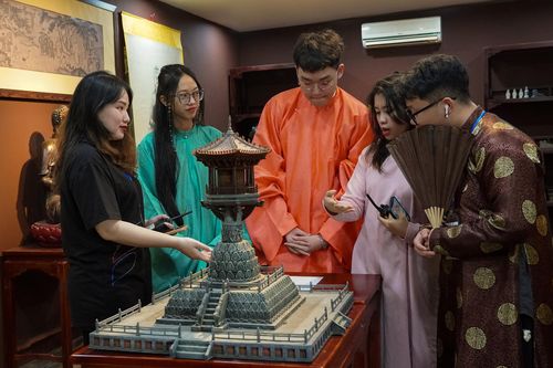 Thịnh Hạ Phồn Hoa - lan tỏa nét đẹp cổ truyền trong văn hóa cung đình xưa