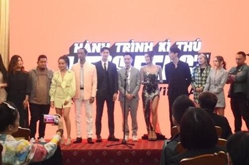 Hành trình kỳ thú - Show thực tế quảng bá văn hóa Việt Nam