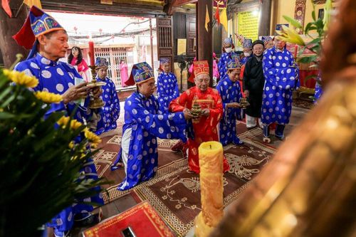 Dâng hương kỷ niệm 979 năm ngày sinh Nguyên phi Hoàng Thái hậu Ỷ Lan