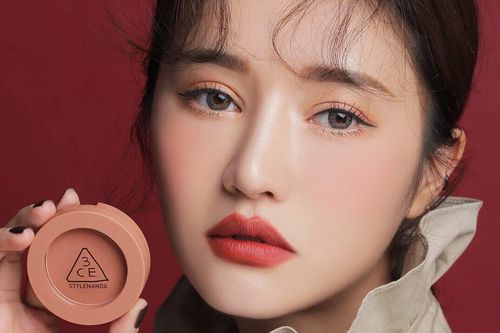 Hướng dẫn cách chọn phấn má hồng tươi trẻ, phù hợp