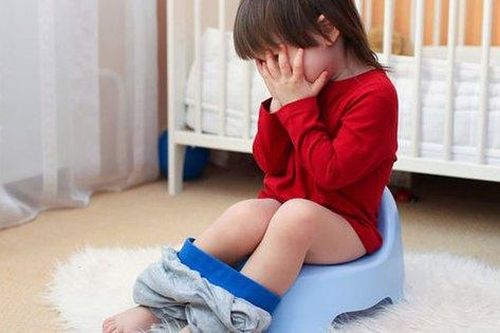 Trẻ em có mắc bệnh trĩ không?