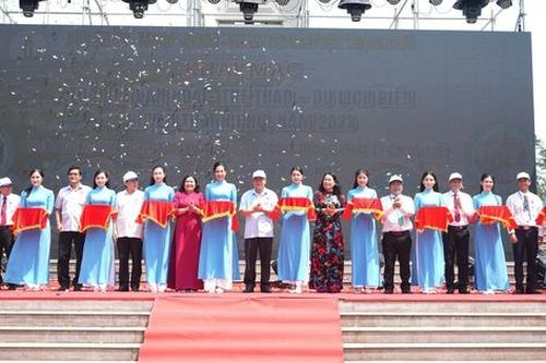 Bến Tre: Khai mạc Tuần lễ Văn hóa - Thể thao - Du lịch biển huyện Thạnh Phú năm 2023