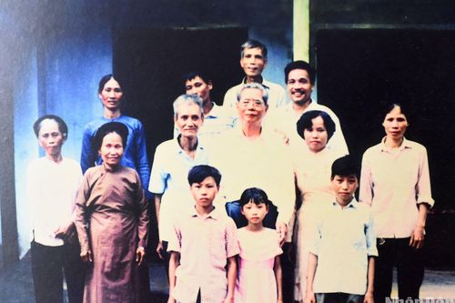 Những lần về thăm quê của Tổng Bí thư Nguyễn Văn Linh