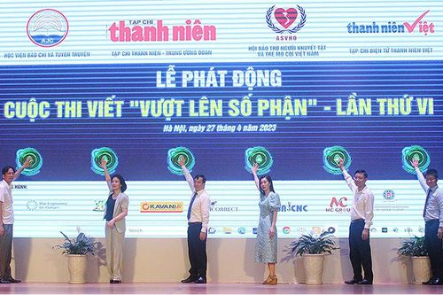 Tôn vinh và nhân rộng những tấm gương 'Vượt lên số phận'
