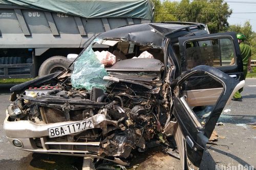 Tai nạn giao thông trên quốc lộ 20 khiến 6 người thương vong
