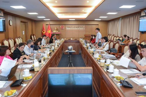 Áp dụng PISA trong đổi mới đánh giá học sinh