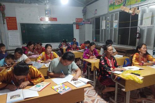 Nỗ lực để người học không bị tái mù trở lại