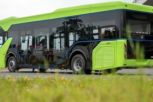 Đề xuất 200 xe điện chở khách tham quan TP.HCM
