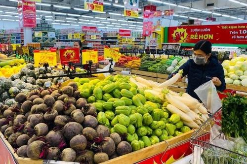 Ngành bán lẻ đón 'sóng' mua sắm dịp lễ 30/4 - 1/5