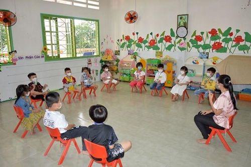 Ngày hội việc làm thu hút hơn 3.000 lượt sinh viên giáo dục mầm non