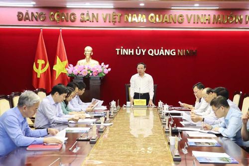 Quảng Ninh: Ông Vũ Quyết Tiến làm Bí thư Thành ủy Hạ Long