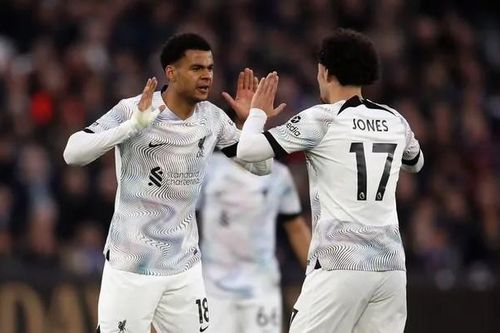 Đánh bại West Ham, Liverpool uy hiếp Top 4