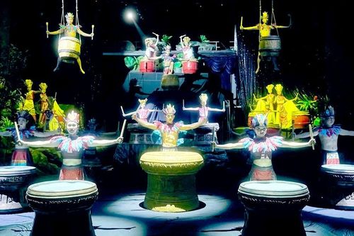 Người dân có nhiều lựa chọn giải trí trong kỳ nghỉ dài