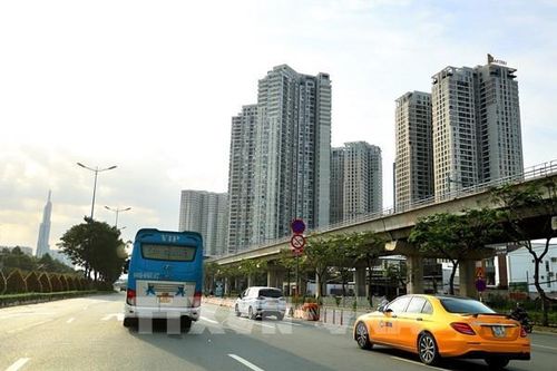 Chung cư giữ giá, đất nền giảm nhẹ