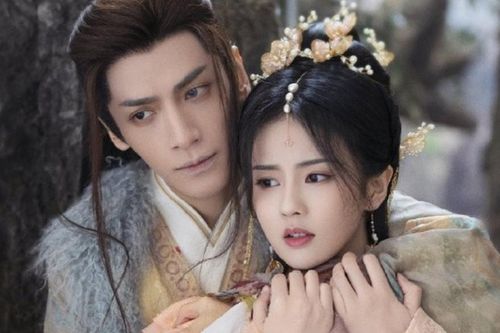 Trường Nguyệt Tẫn Minh hot, Bạch Lộc hút hết fan, La Vân Hi chỉ ngậm ngùi vì bị chìm nghỉm