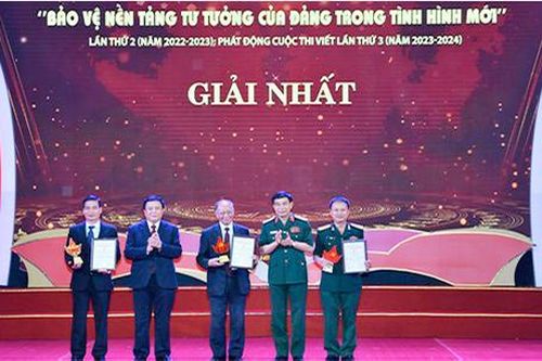 Góp phần để tinh thần bảo vệ Đảng thấm vào toàn dân, toàn quân