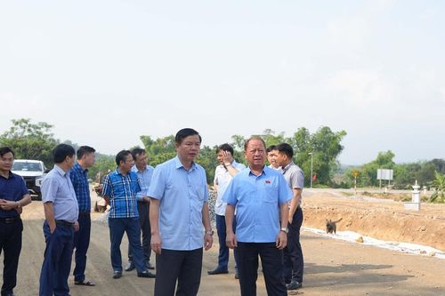 Tập trung nguồn lực, giải phóng mặt bằng triển khai dự án đầu tư công