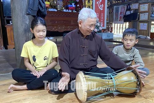 Tâm huyết với văn hóa dân tộc Cao Lan