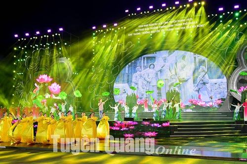 Tổng duyệt chương trình nghệ thuật khai mạc Năm du lịch Tuyên Quang 2023
