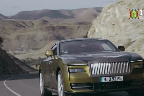Rolls-Royce ra mắt xe thuần điện đầu tiên