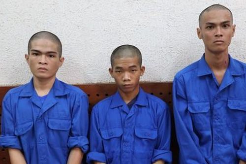 Bị đòi nợ 90 ngàn đồng, kéo đồng bọn đi truy sát chủ nợ 'thập tử nhất sinh'