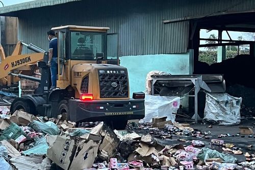 Tiêu hủy lô hàng nhập lậu, giả mạo nhãn hiệu trị giá hơn 10 tỷ đồng