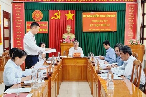 Kỷ luật Giám đốc CDC và Giám đốc Bệnh viện Đa khoa tỉnh Bình Thuận