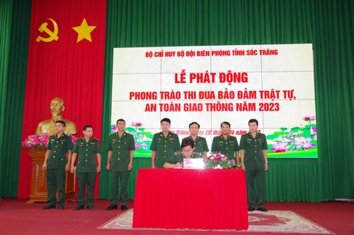 Phát động thi đua bảo đảm trật tự, an toàn giao thông năm 2023