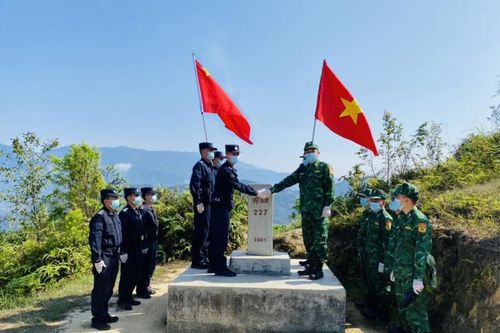 Tuần tra liên hợp trên khu vực biên giới tỉnh Hà Giang