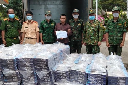Biên Phòng tỉnh Long An bắt giữ vụ vận chuyển thuốc lá ngoại nhập lậu lớn nhất từ trước đến nay
