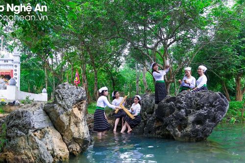 Đặc sắc lễ hội Bốc Mó của đồng bào dân tộc Thổ ở Nghệ An