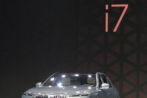 Đây là những mẫu xe sang mới của BMW được phân phối chính hãng