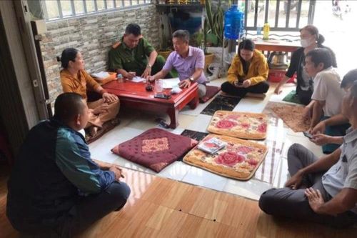 'Pháp sư' rởm bị phạt vì khám chữa bệnh bằng biện pháp 'tâm linh'