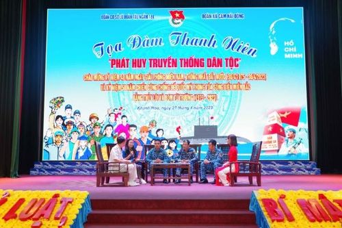 Đoàn cơ sở Lữ đoàn 189 - Đoàn xã Cam Hải Đông: Tổ chức tọa đàm thanh niên 'Phát huy truyền thống dân tộc'