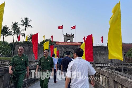 Quảng Trị - Tháng Tư