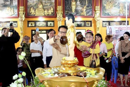 Đồng Nai: Họp mặt mừng năm mới SongKran Thái Lan tại thiền viện Phước Sơn