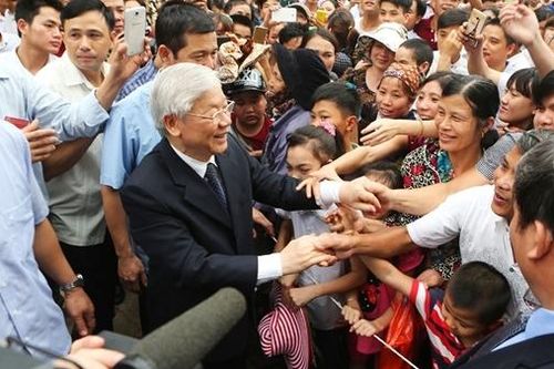 Cốt cách bình dị, lòng dân trân quý (Bài 2)