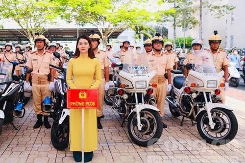 CSGT Công an TPHCM khuyến cáo người dân về lộ trình lưu thông dịp nghỉ lễ