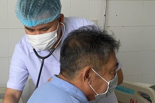 Nguyên nhân bệnh nhân 61 tuổi ho ra máu suốt 4 tuần và lời cảnh báo của bác sĩ
