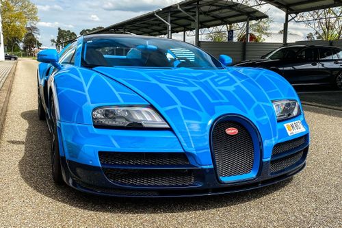 Bugatti Veyron Grand Sport Vitesse độ phong cách Transformers