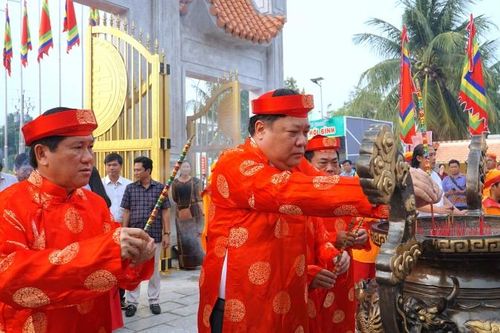 Ấm cúng Lễ Giỗ Tổ Hùng Vương tại Cà Mau