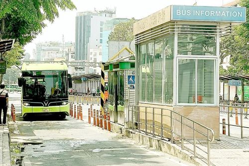 Bảo đảm trật tự, an toàn giao thông đường bộ trong tình hình mới: 'Siết' phương tiện giao thông cá nhân