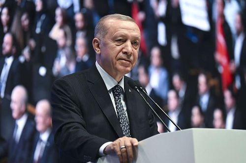 Bộ trưởng Thổ Nhĩ Kỳ nêu thế lực bên ngoài muốn hạ bệ ông Erdogan