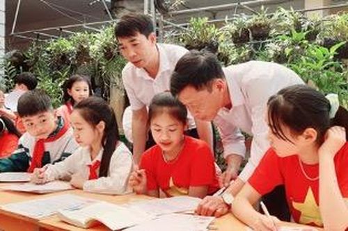 Nỗ lực đổi mới, vươn xa về chất lượng giáo dục ở trường vùng cao