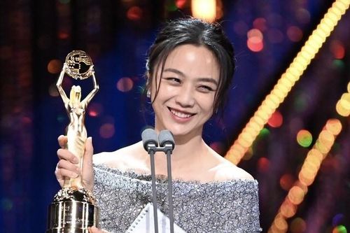 Diễn viên xinh đẹp Thang Duy liên tiếp giành giải thưởng điện ảnh lớn