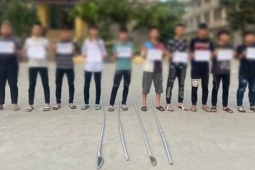 Hà Nội: Nhóm đối tượng 'manh động' mang hung khí đi đánh người nhằm 'trả thù'