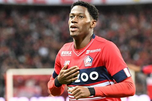 MU liên hệ Jonathan David, Bayern mua Kovacic