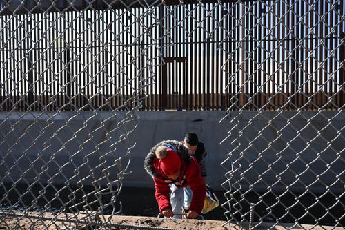 Mexico: 63 người di cư bị bắt cóc ở bang Sorona được giải cứu